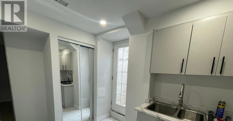 2-29 Dunstable Drive, Whitby, ON, L1M 2L8