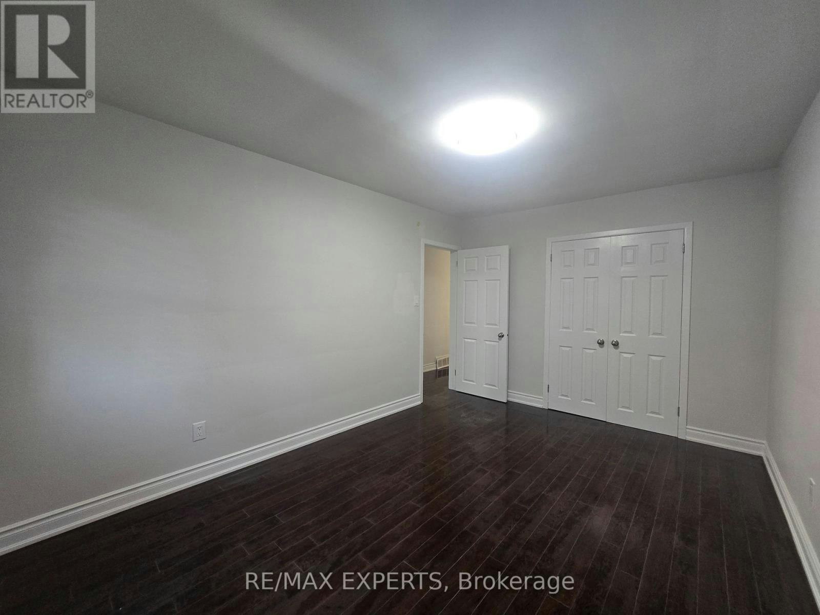 24 Roskell Crescent, Toronto, ON, M3J 1E1 - 15