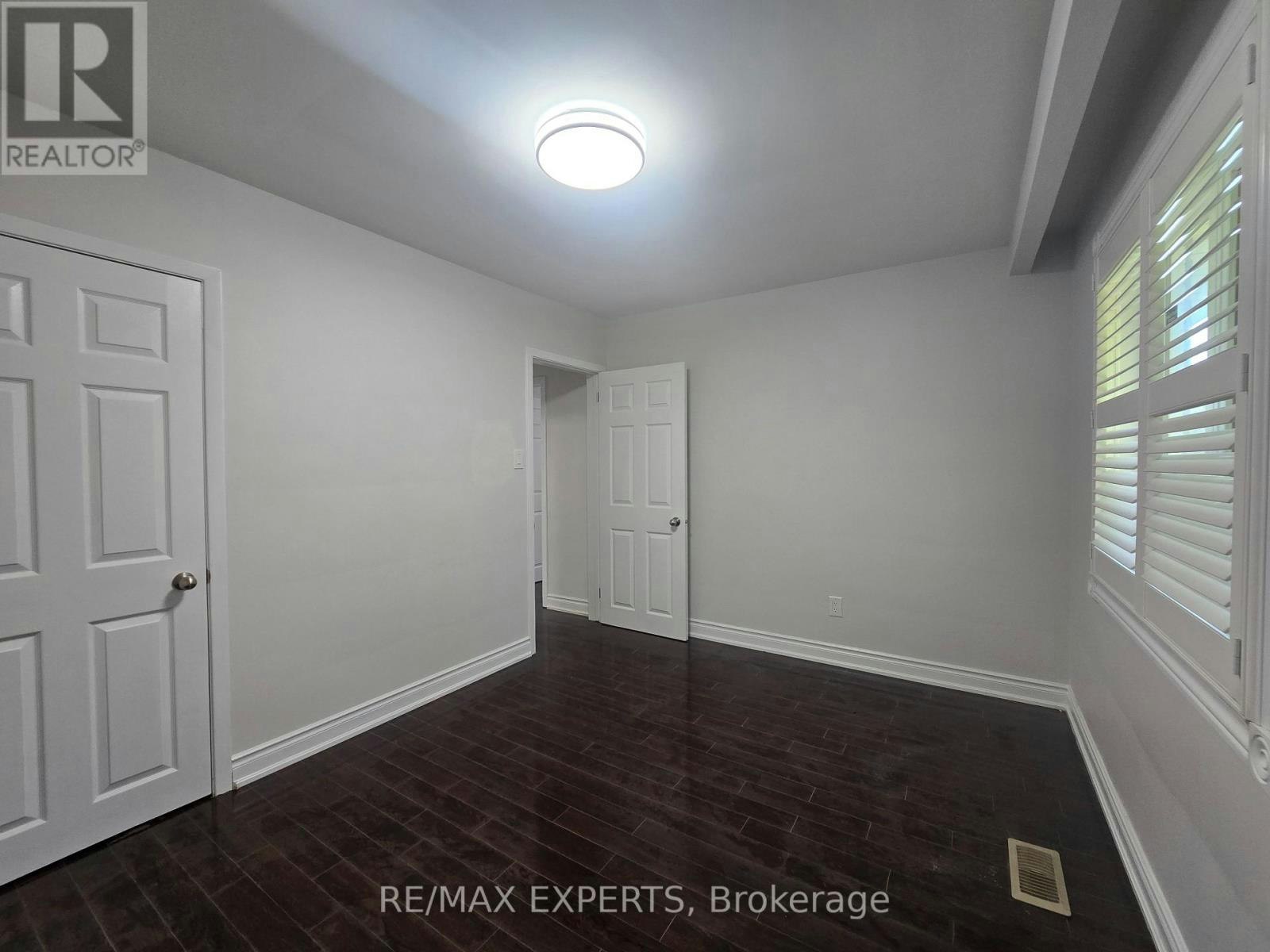 24 Roskell Crescent, Toronto, ON, M3J 1E1 - 17
