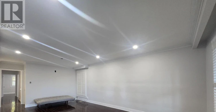 24 Roskell Crescent, Toronto, ON, M3J 1E1 - 5