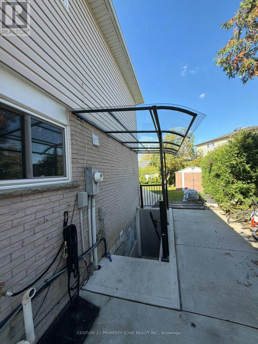 68 Merton Road, Brampton, ON, L6V 2V6