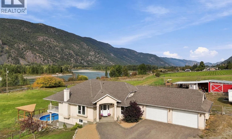165 Hoovers Ferry Road