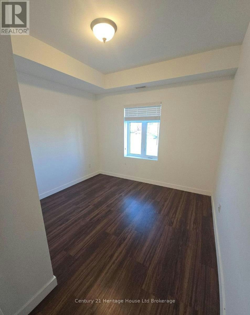 401-71 Metcalf Street, Woodstock, ON, N4S 3E9 - 17
