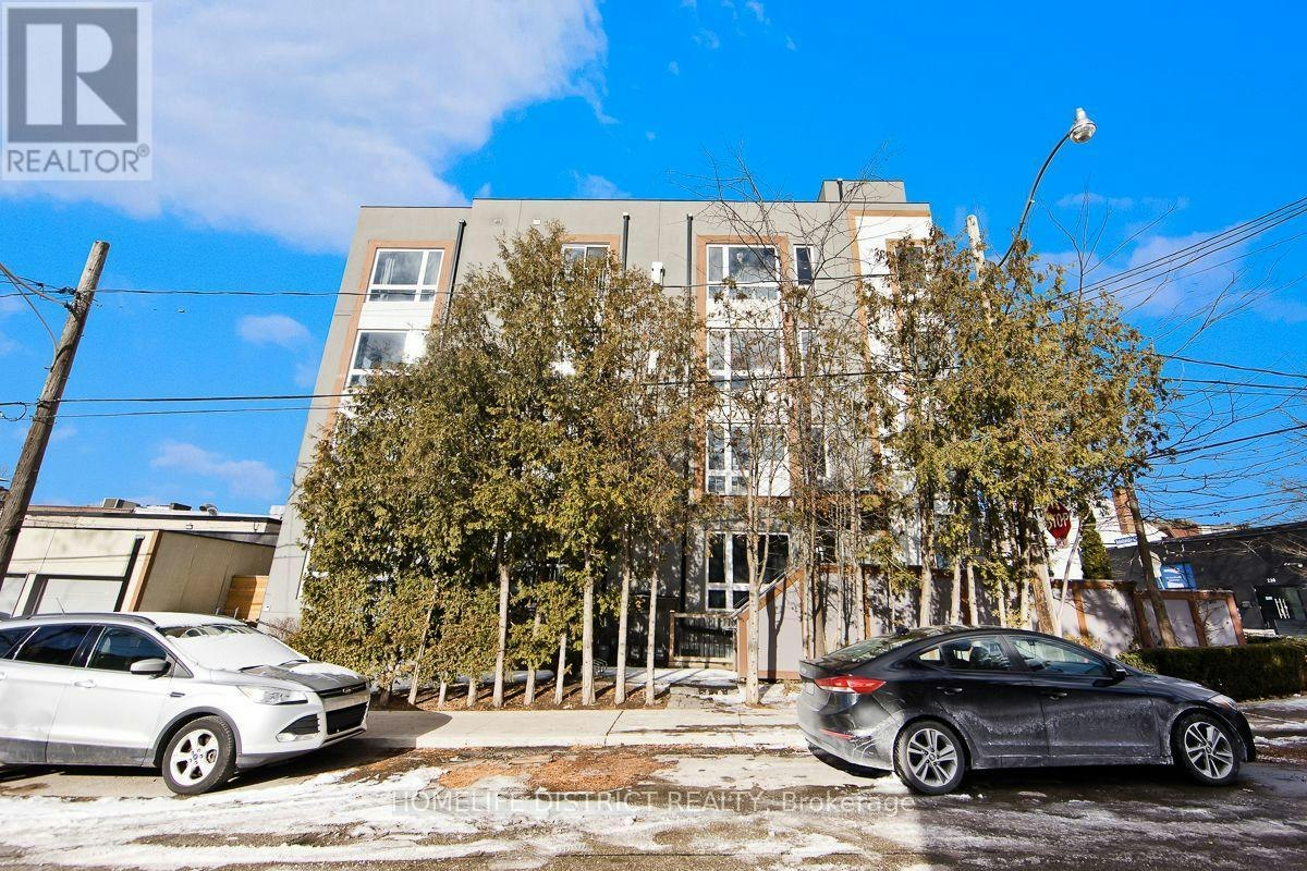 200-243 Niagara Street, Toronto, ON, M6J 2L7
