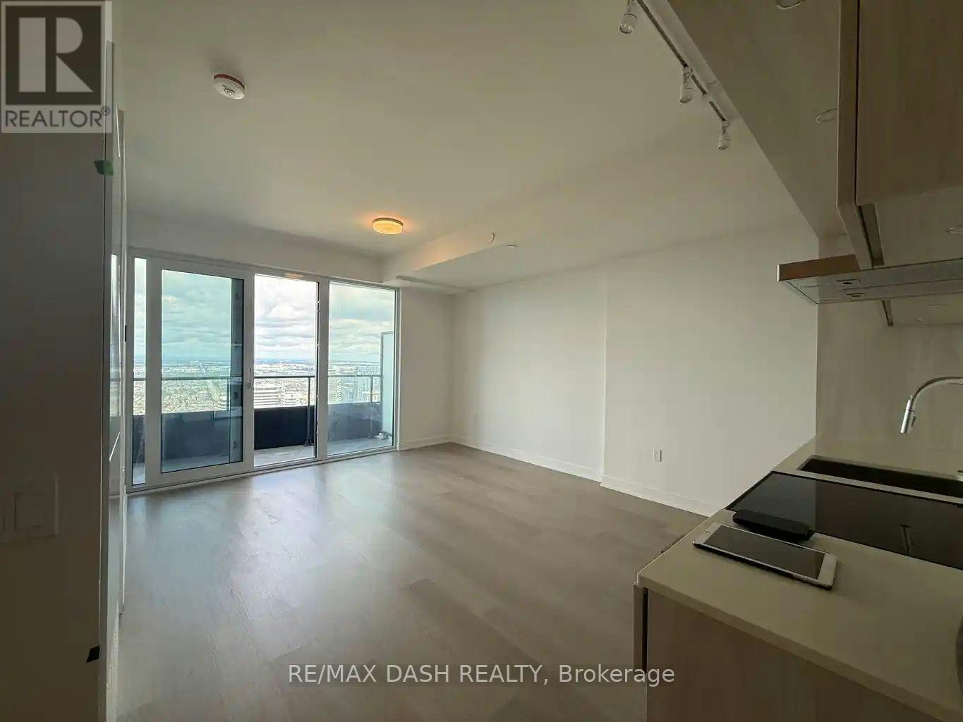 5604-448 Burnhamthorpe Road W, Mississauga, ON, L5B 0R4 - 3