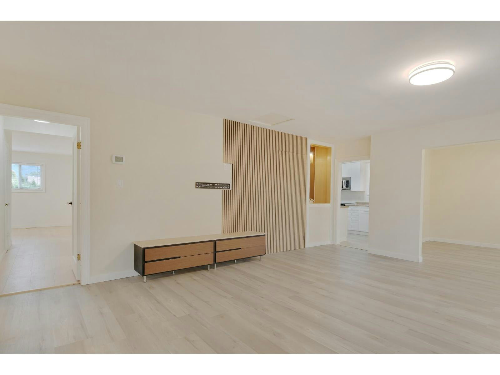 Upper House-46515 Portage Avenue, Chilliwack, BC, V2P 3G3 - 3