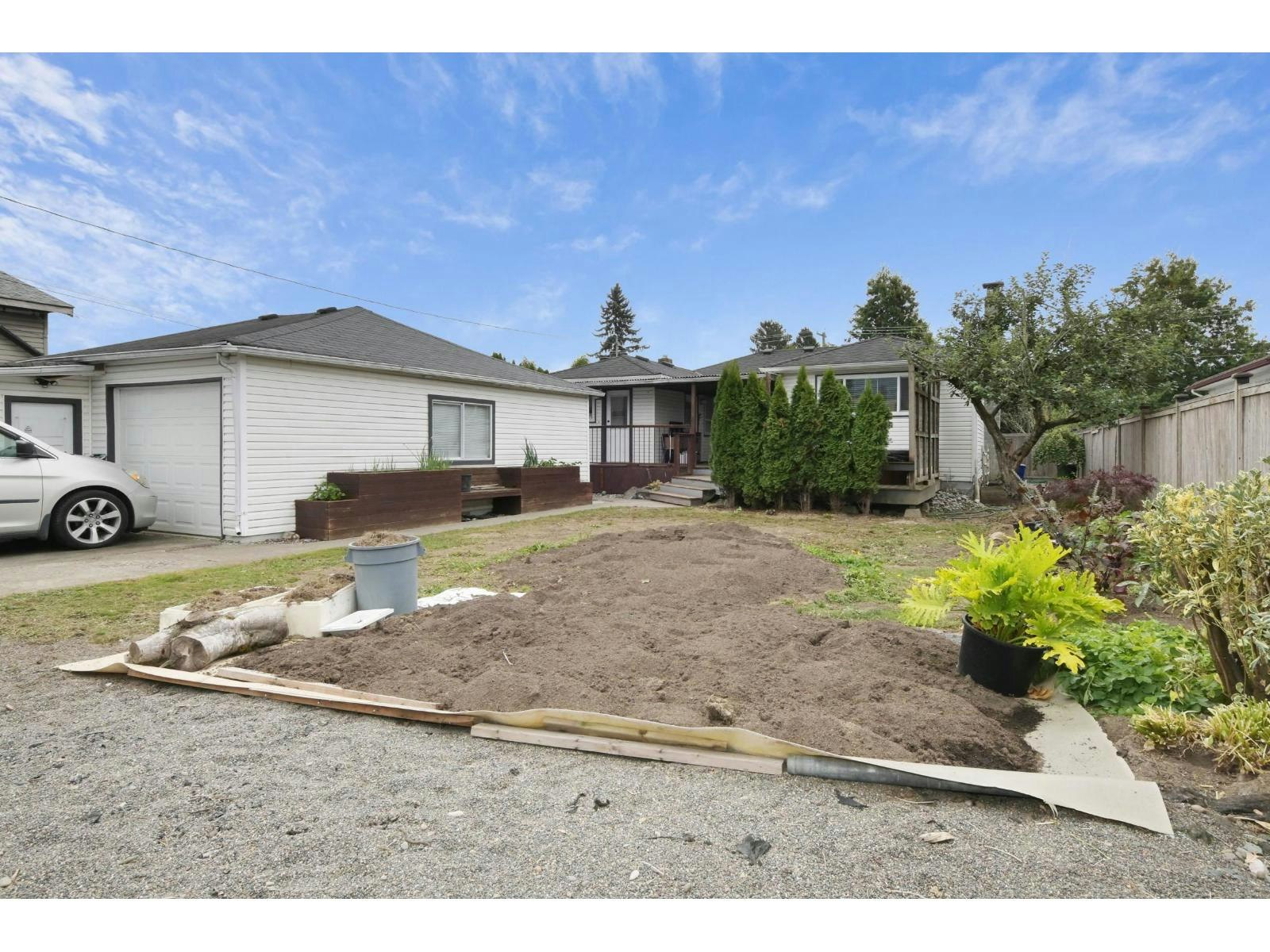 Upper House-46515 Portage Avenue, Chilliwack, BC, V2P 3G3 - 21