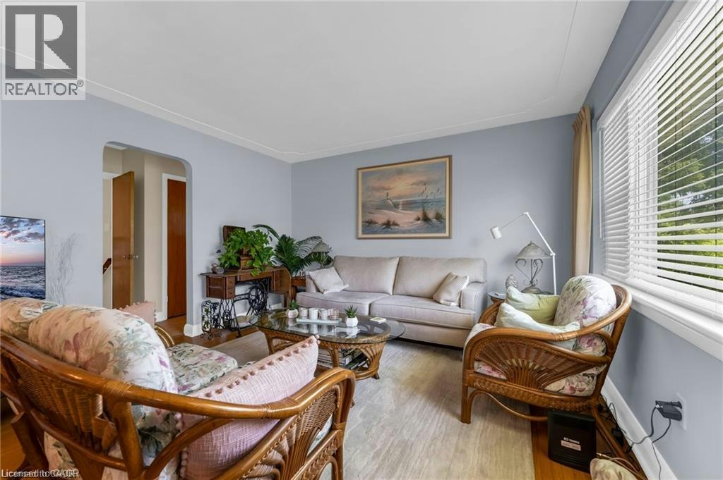 236 Pine Cove Road, Burlington, ON, L7N 1W2 - 3