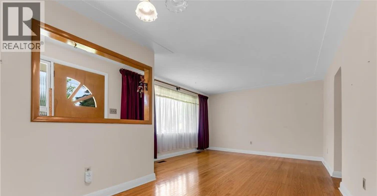 234 Pine Cove Road, Burlington, ON, L7N 1W2 - 5
