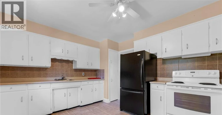 234 Pine Cove Road, Burlington, ON, L7N 1W2 - 7