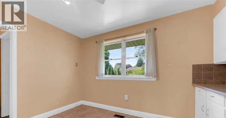 234 Pine Cove Road, Burlington, ON, L7N 1W2 - 6