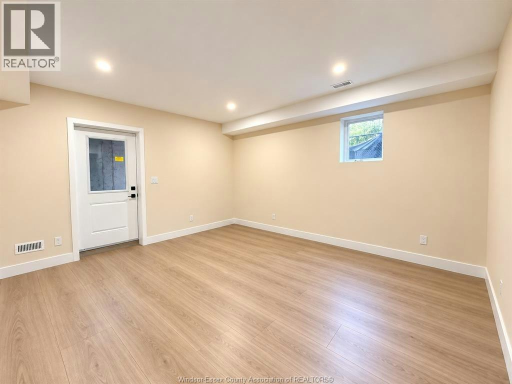 2420 Bernard, Windsor, ON, N8W 4S1 - 15
