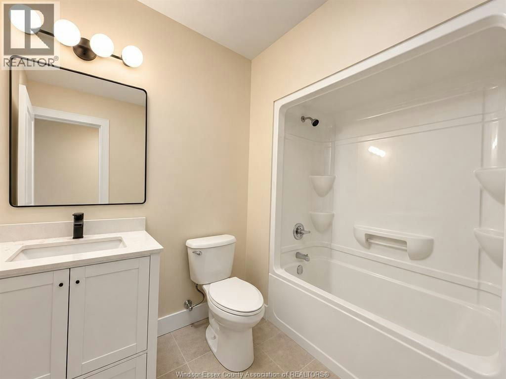 2422 Bernard, Windsor, ON, N8W 4S1 - 10