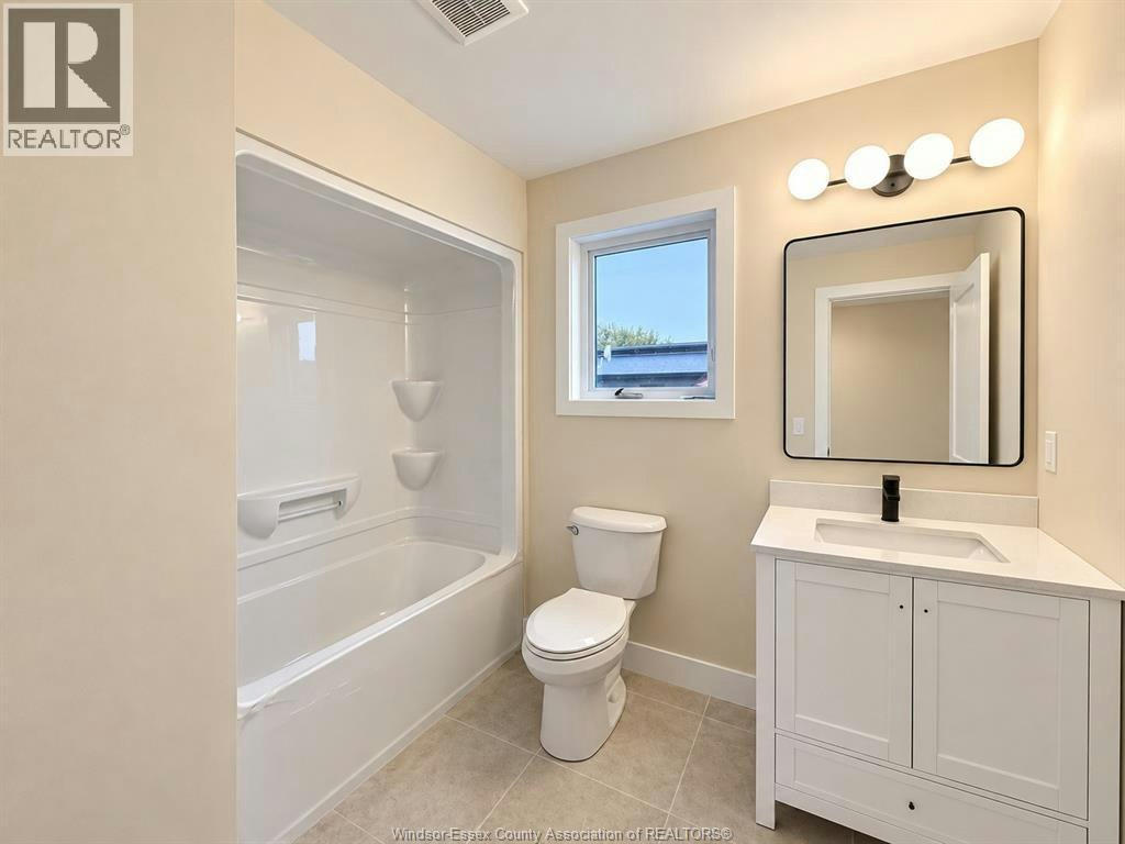 2422 Bernard, Windsor, ON, N8W 4S1 - 17