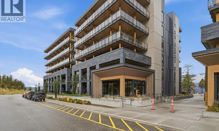 404-9652 Benchland Drive