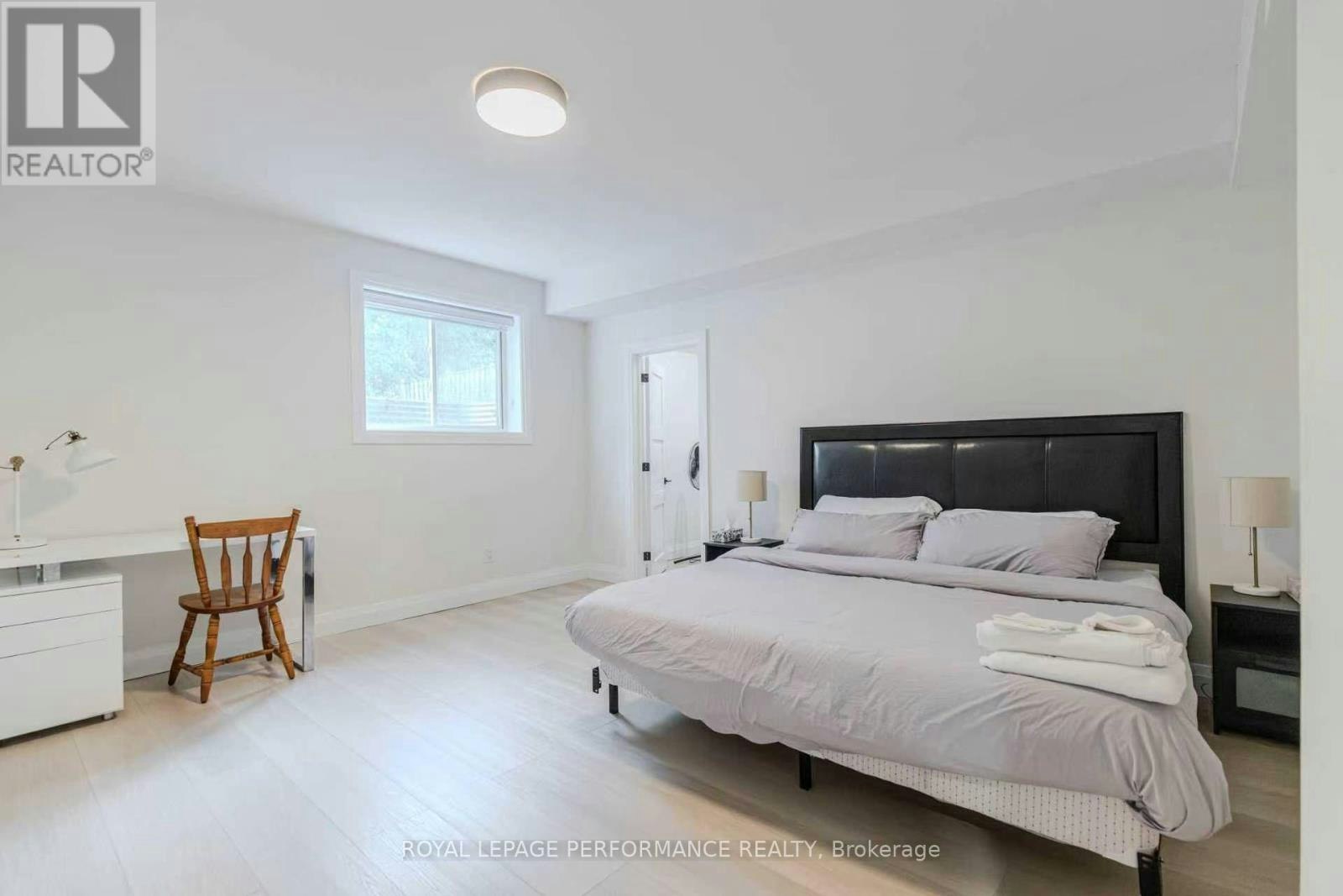 B-819 Aaron Avenue, Ottawa, ON, K2A 3P1 - 16