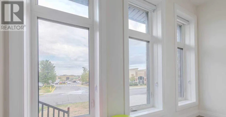 B-819 Aaron Avenue, Ottawa, ON, K2A 3P1 - 4