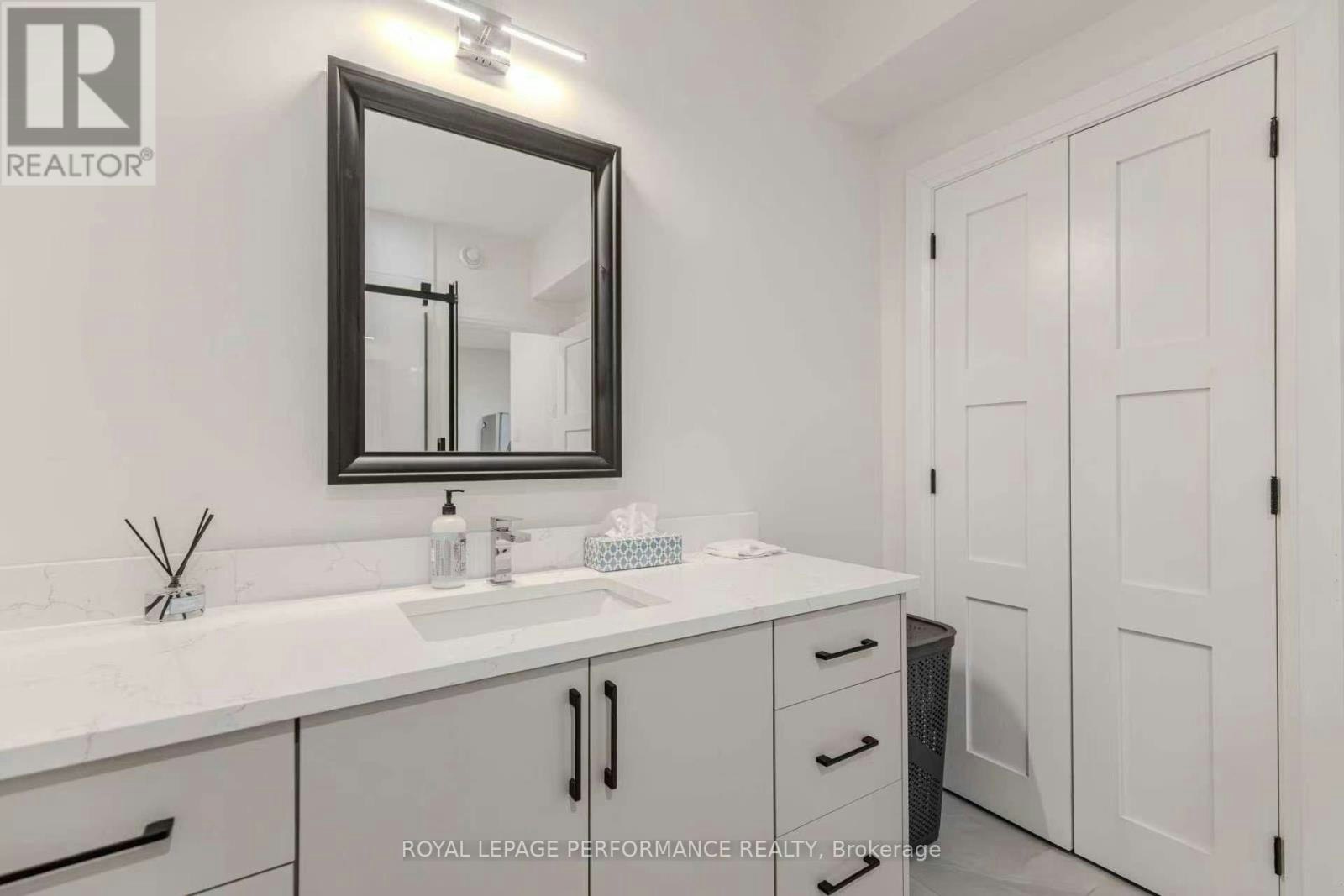 B-819 Aaron Avenue, Ottawa, ON, K2A 3P1 - 20