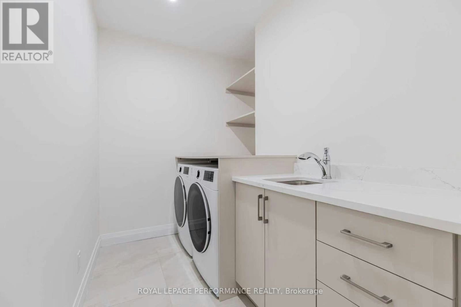 B-819 Aaron Avenue, Ottawa, ON, K2A 3P1 - 21
