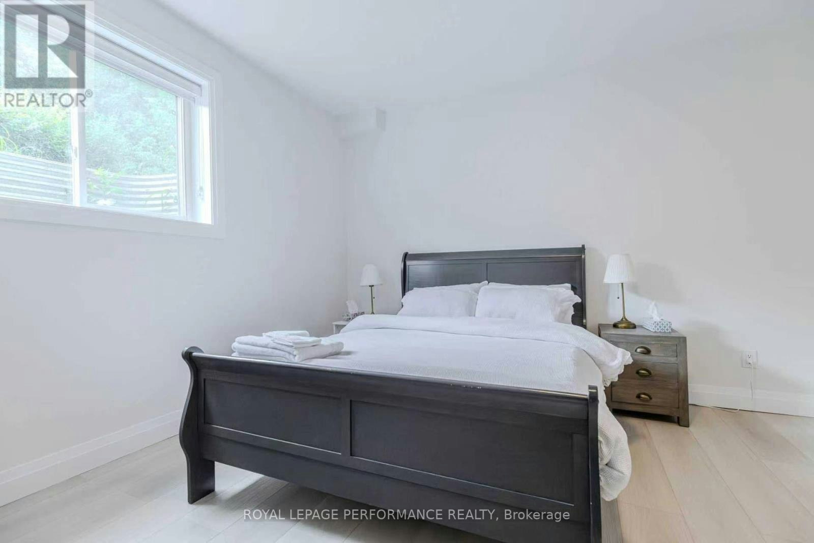 B-819 Aaron Avenue, Ottawa, ON, K2A 3P1 - 18