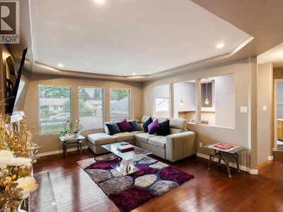 4828 Walsh Avenue - 5