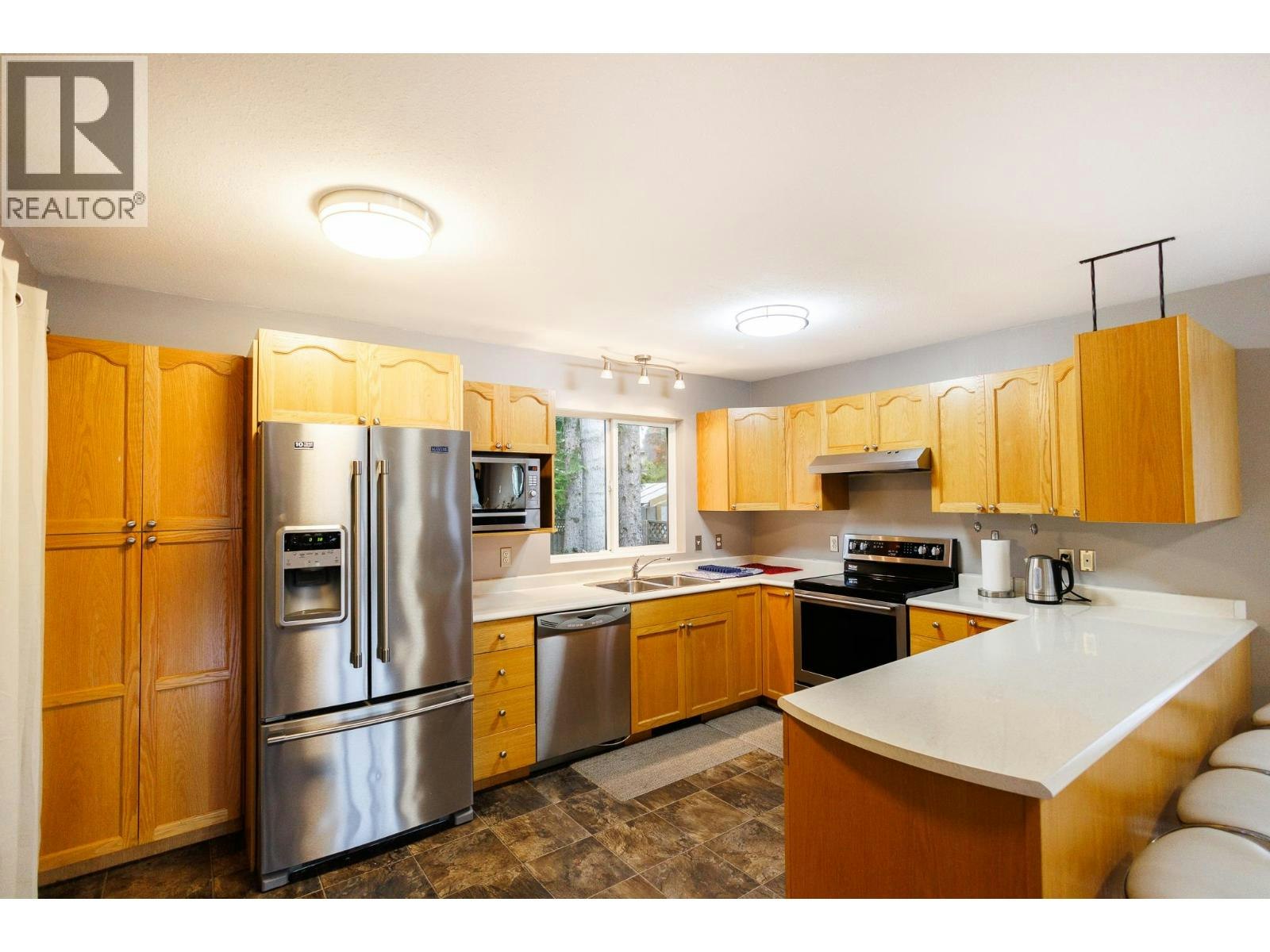 4828 Walsh Avenue, Terrace, BC, V8G 1Y9 - 10
