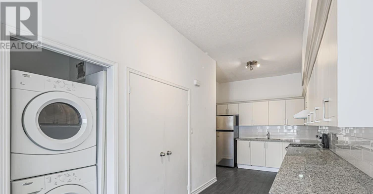 1-650A Queen Street W, Toronto, ON, M6J 1E4 - 9