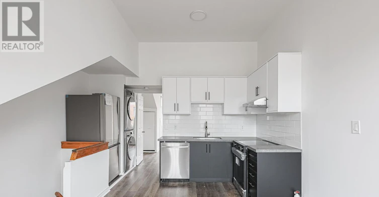 2-677 Queen Street W, Toronto, ON, M6J 1E6 - 11
