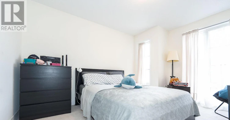 26 Pallock Hill Way, Whitby, ON, L1R 0N5 - 28