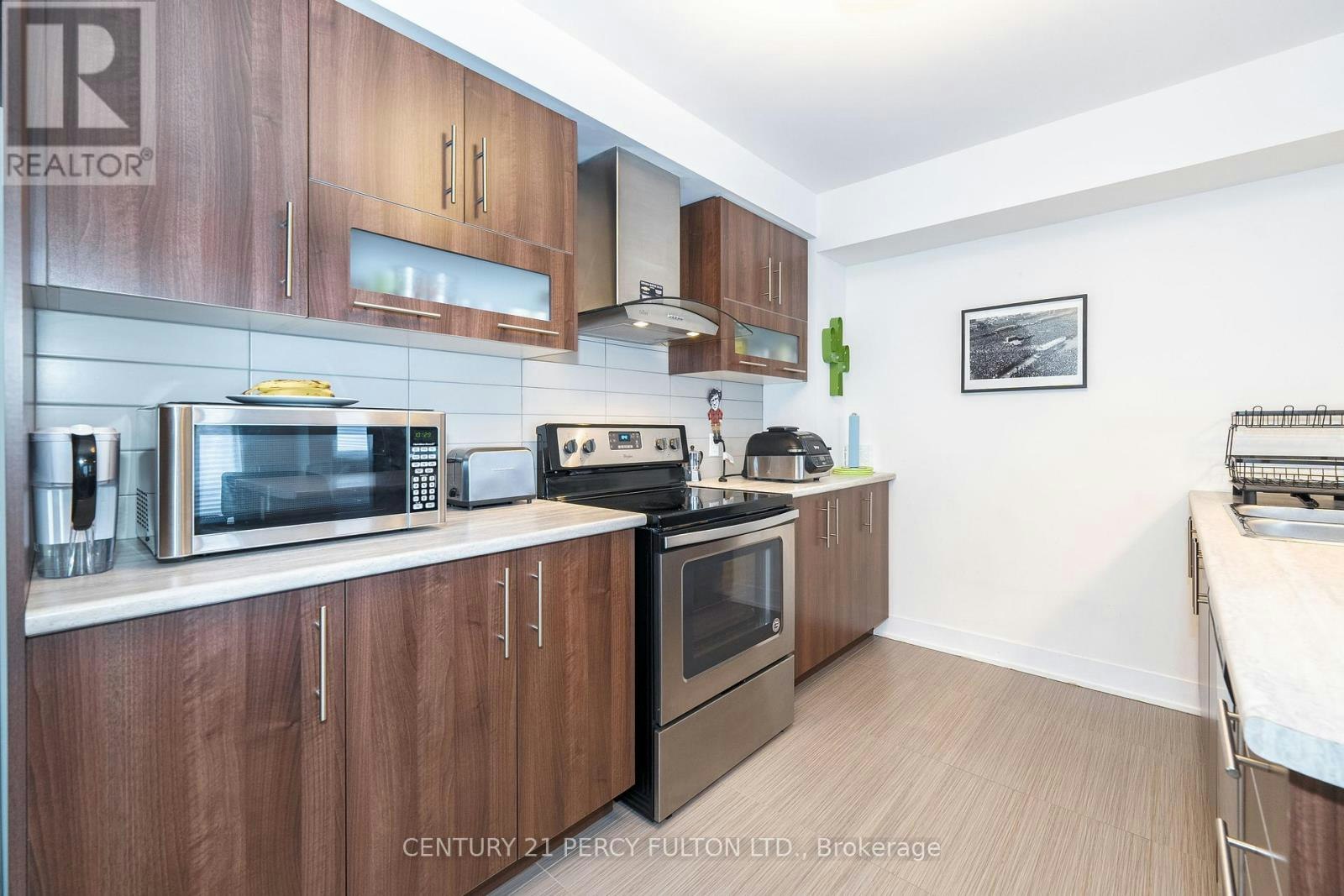 26 Pallock Hill Way, Whitby, ON, L1R 0N5 - 13