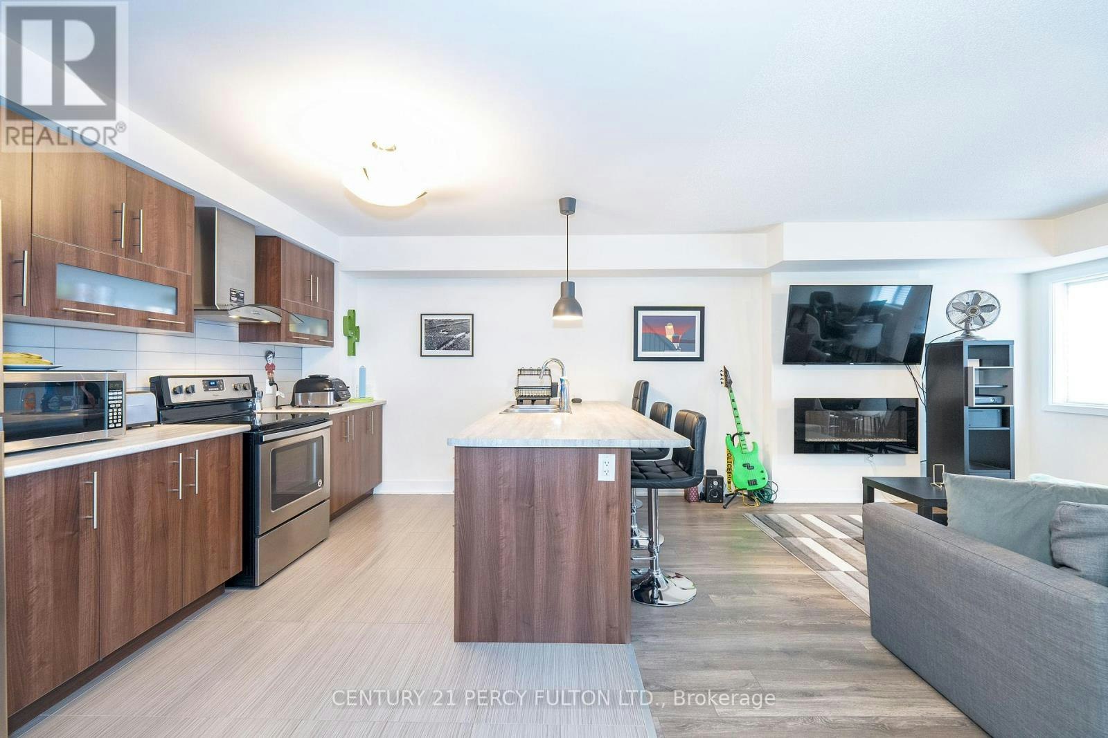 26 Pallock Hill Way, Whitby, ON, L1R 0N5 - 10