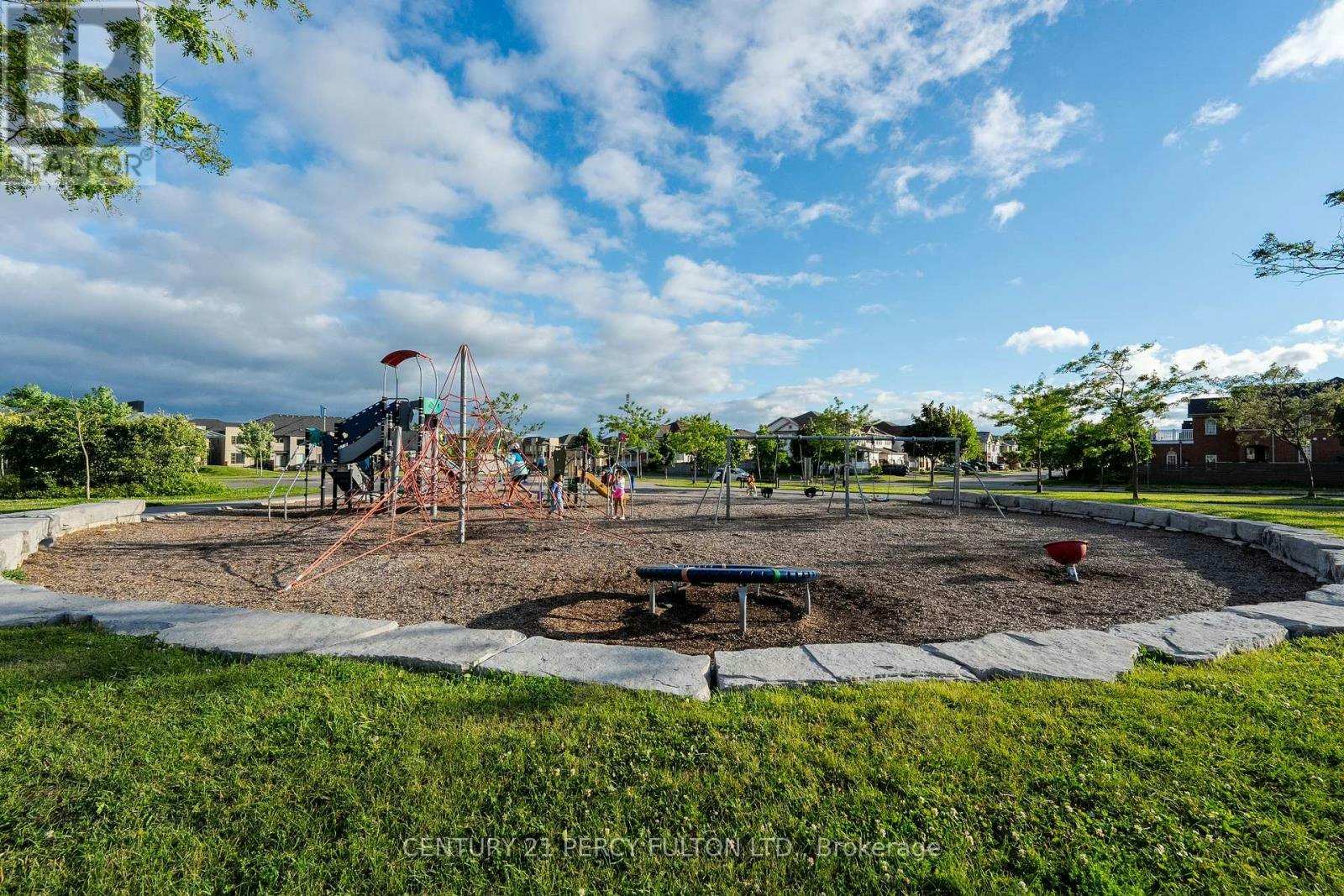 26 Pallock Hill Way, Whitby, ON, L1R 0N5 - 37
