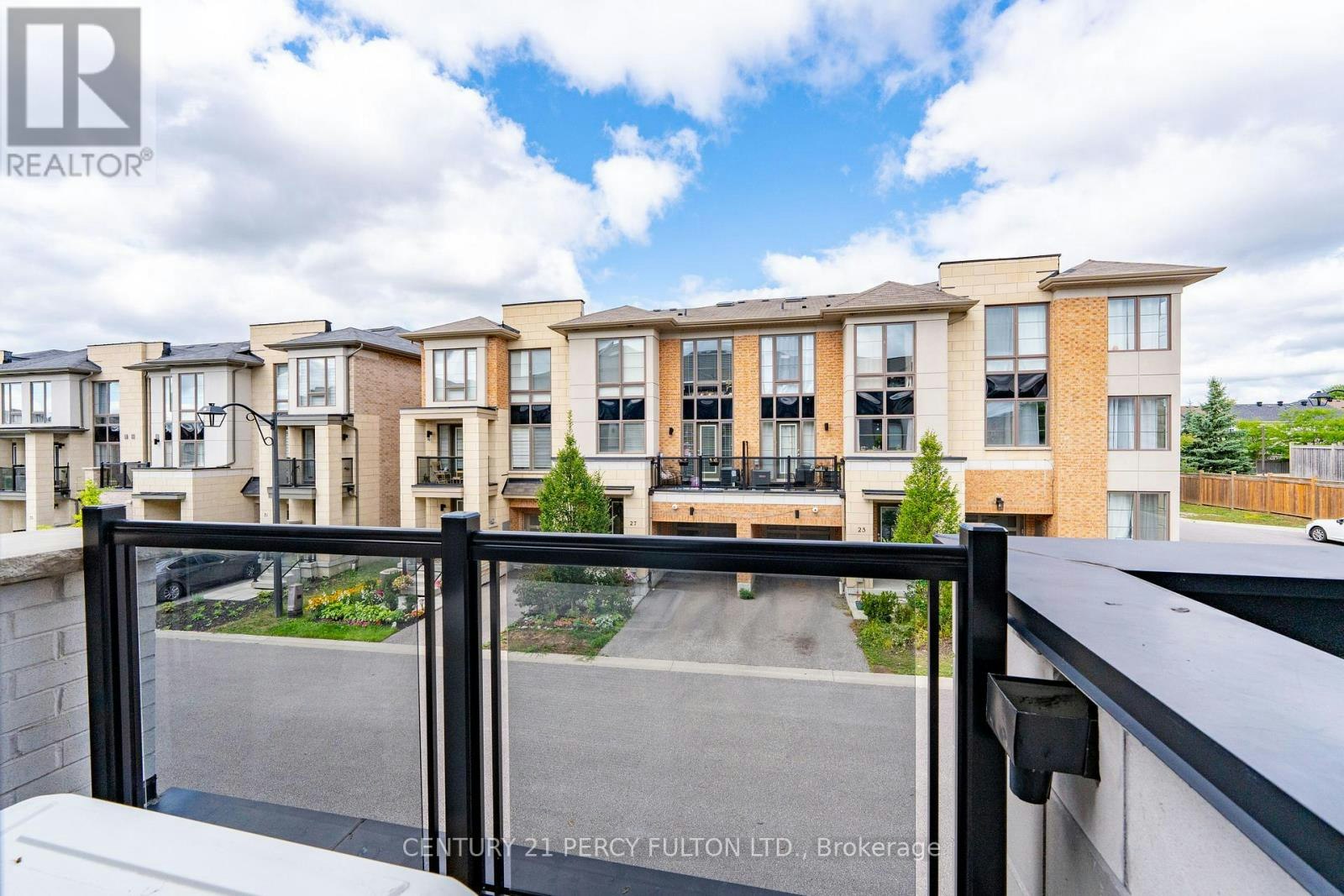 26 Pallock Hill Way, Whitby, ON, L1R 0N5 - 23