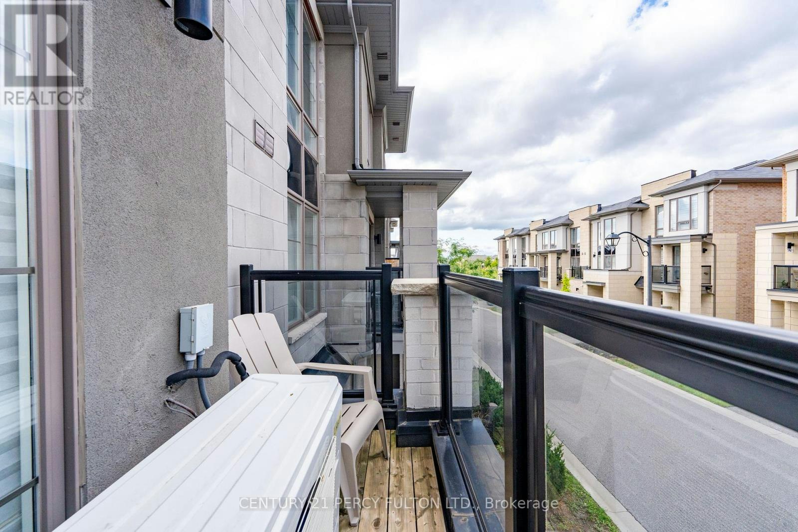 26 Pallock Hill Way, Whitby, ON, L1R 0N5 - 21