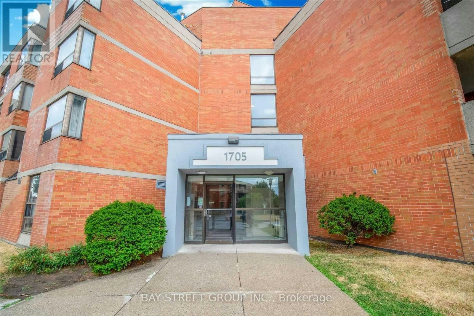 203-1705 Mccowan Road, Toronto, ON, M1S 4L2 - 2