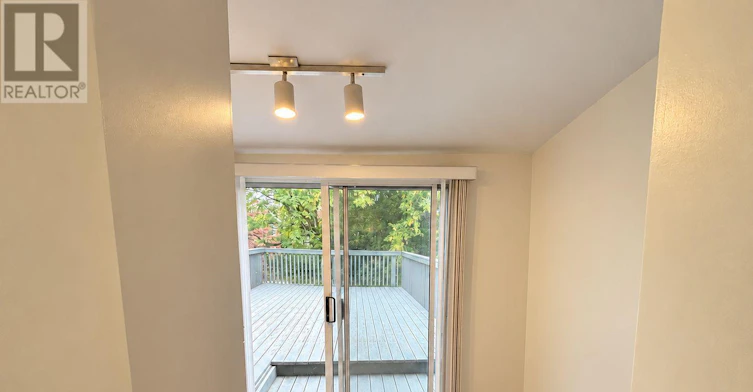 2-102 Westminster Avenue, Toronto, ON, M6R 1N4 - 18