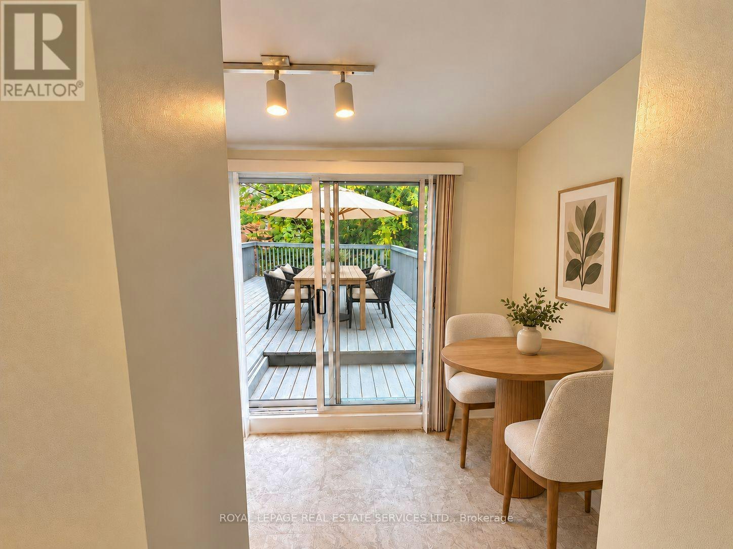 2-102 Westminster Avenue, Toronto, ON, M6R 1N4 - 14
