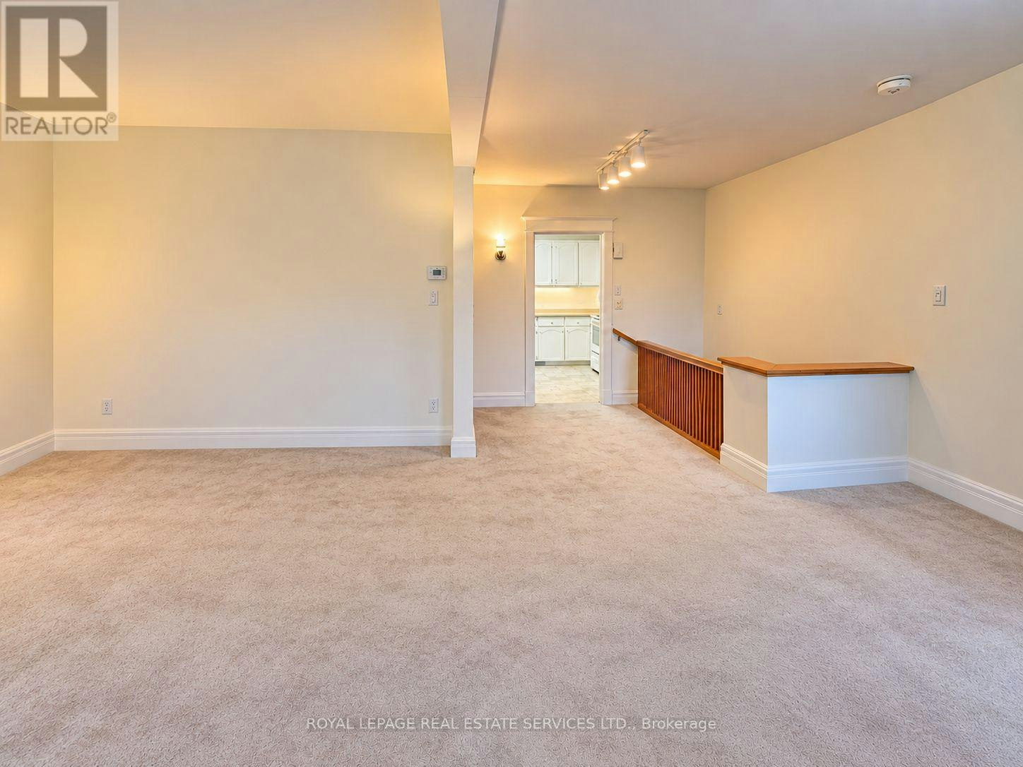2-102 Westminster Avenue, Toronto, ON, M6R 1N4 - 13