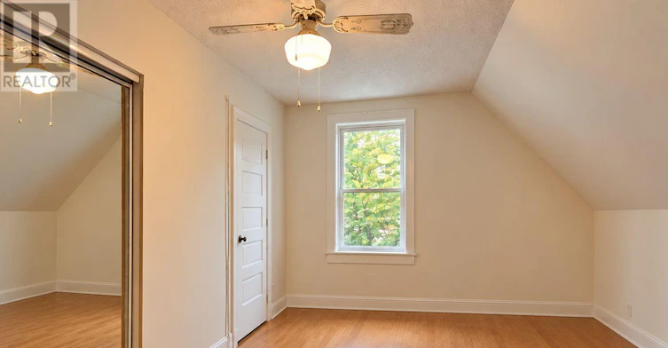 2-102 Westminster Avenue, Toronto, ON, M6R 1N4 - 24