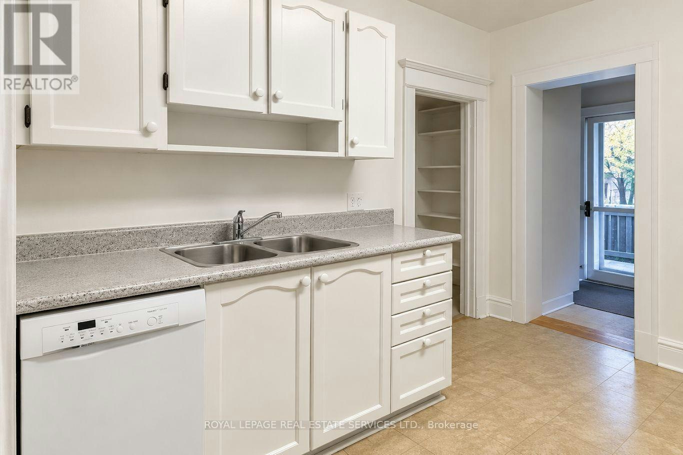 2-102 Westminster Avenue, Toronto, ON, M6R 1N4 - 16