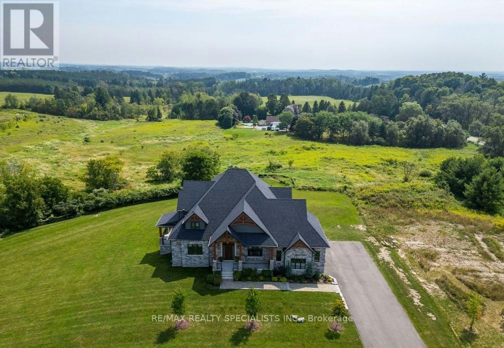 31 Ferrara Drive, Caledon, ON, L7E 4L5