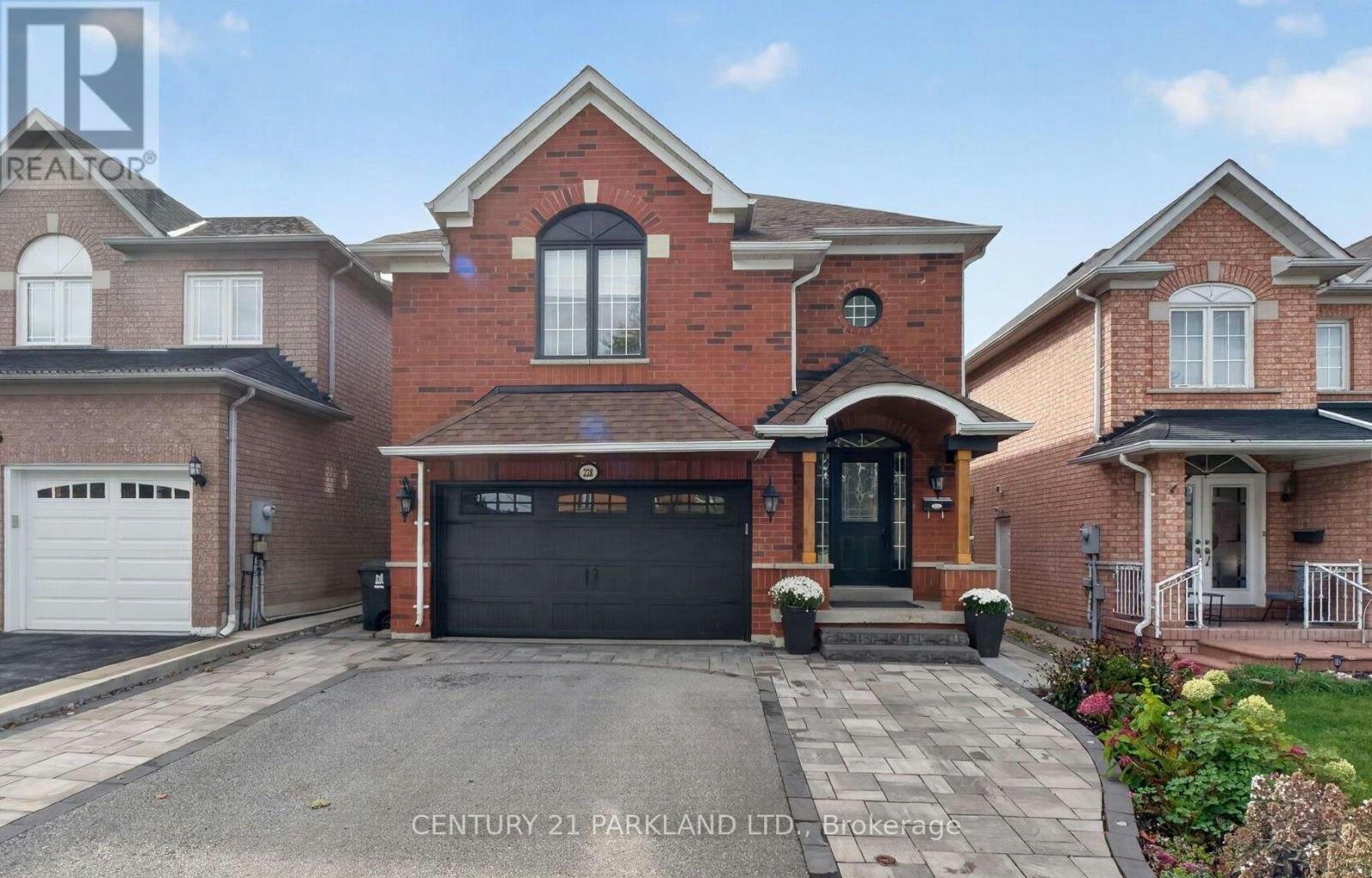 228 Rosemount Avenue, Toronto, ON, M9N 3X6