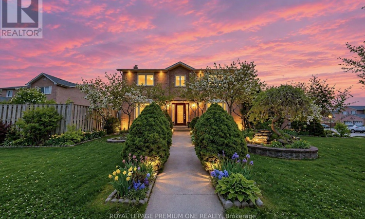 25 Sir Lancelot Court