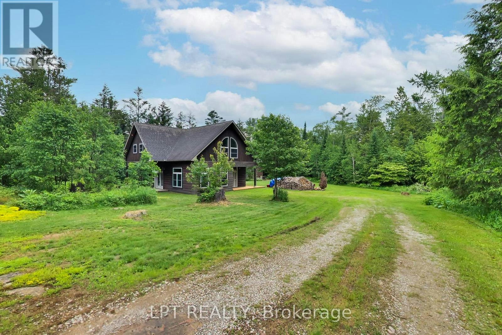 1039 Ben Lake Road E, Gravenhurst, ON, P1P 1R3