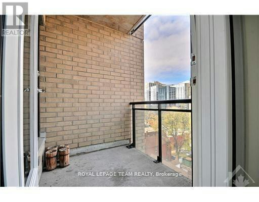 911-235 Kent Street, Ottawa, ON, K2P 1Z9 - 17