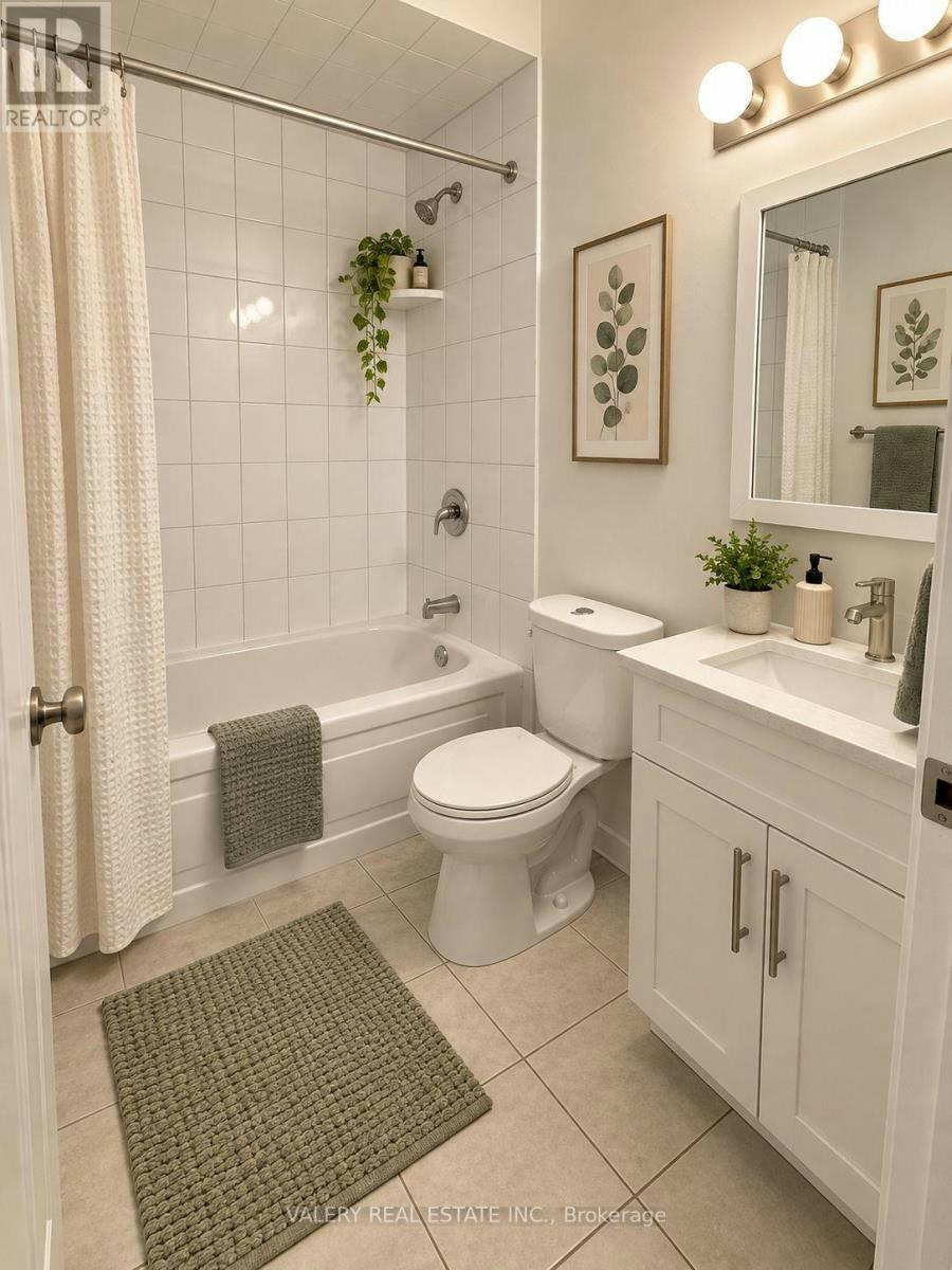 B3-815 Kennedy Road, Toronto, ON, M1K 2E3 4