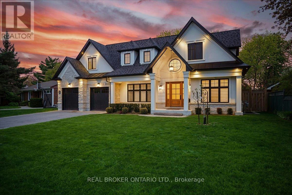 1445 Skyline Drive, Mississauga, ON, L5E 2W3