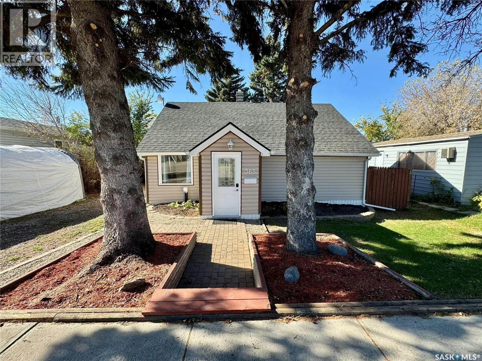 365 Keats Street, Southey, SK, S0G 4P0