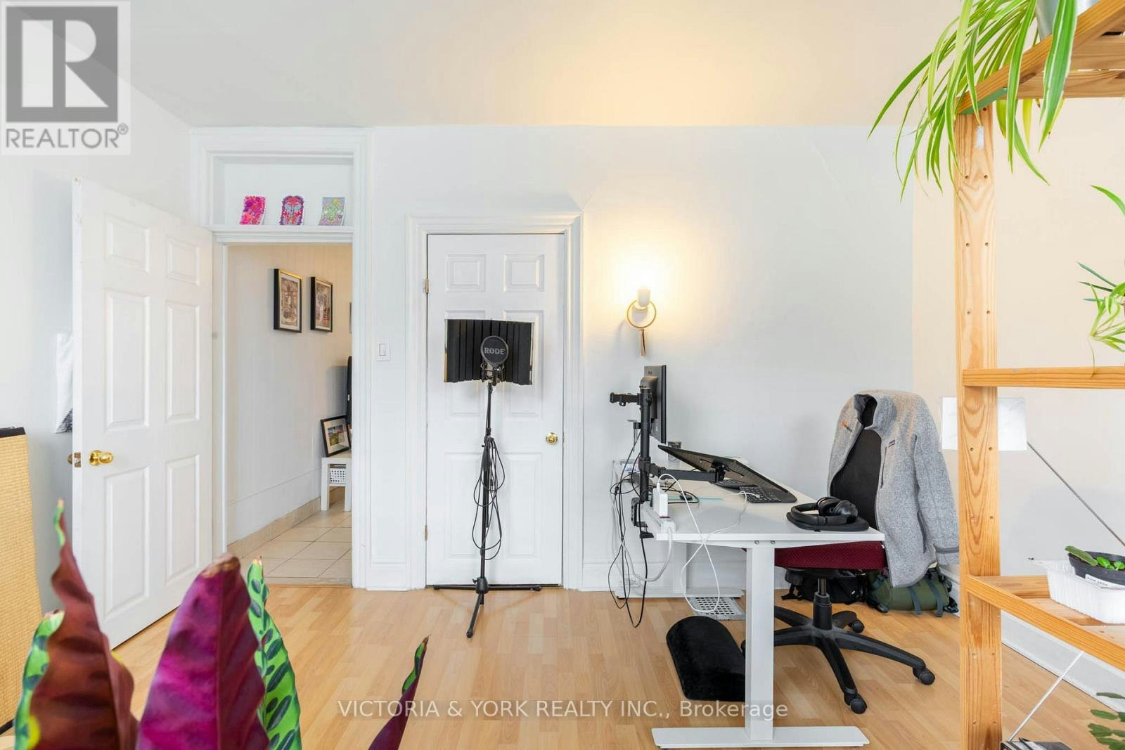 1446 Dundas Street W, Toronto, ON, M6J 1Y6 - 15