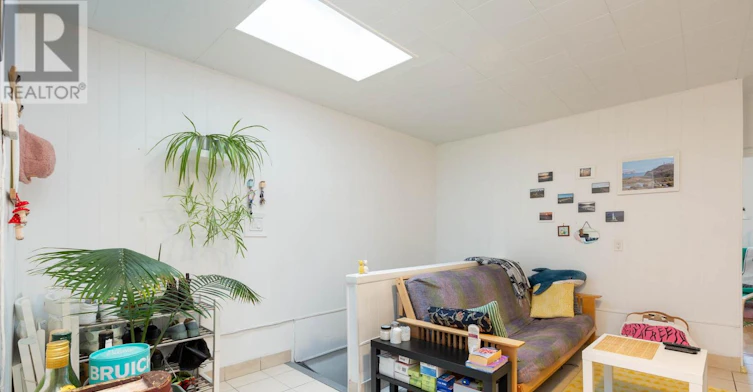 1446 Dundas Street W, Toronto, ON, M6J 1Y6 - 13